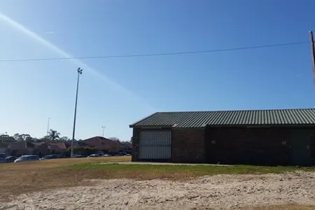 Sarah Redfern Oval