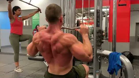 Lat Pulldown